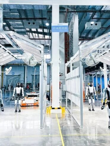 UBTECH Cruzr Roboter in der neuen Humanoiden-Fabrik in Liuzhou