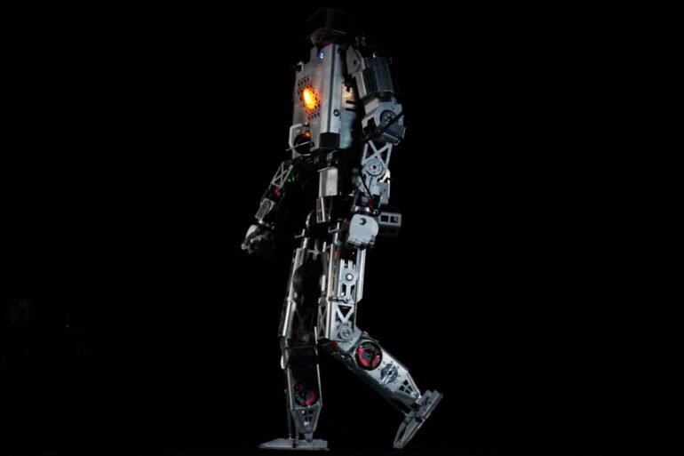 Minerva Humanoids Roger, teilautonomer humanoider Roboter für gefährliche Industrie- und Sicherheitseinsätze