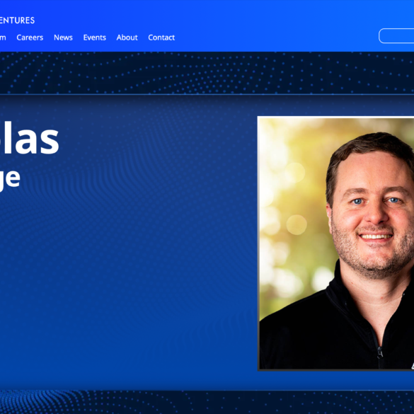 Nicolas Sauvage von TDK Ventures mit dem industriellen Inspektionsroboter ANYmal-D