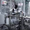Xiaomi-Roboter bei einem früheren Test zur automatisierten Mutternmontage in einer chinesischen Autofabrik.